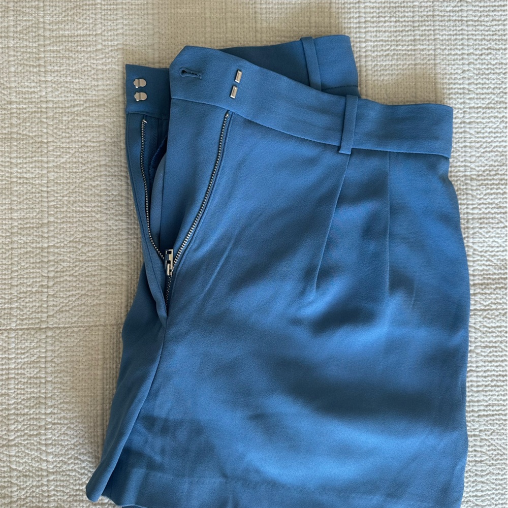 BABATON Shorts